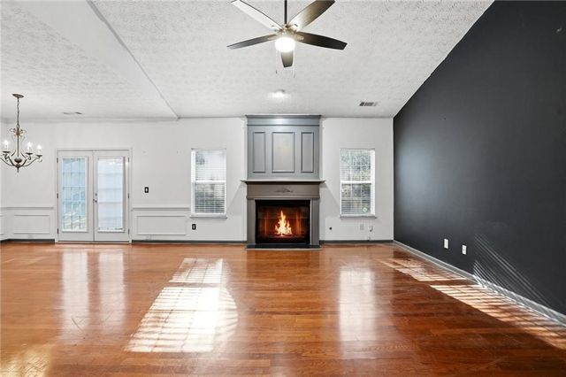 3960 Medlock Park Drive, Snellville, GA 30039