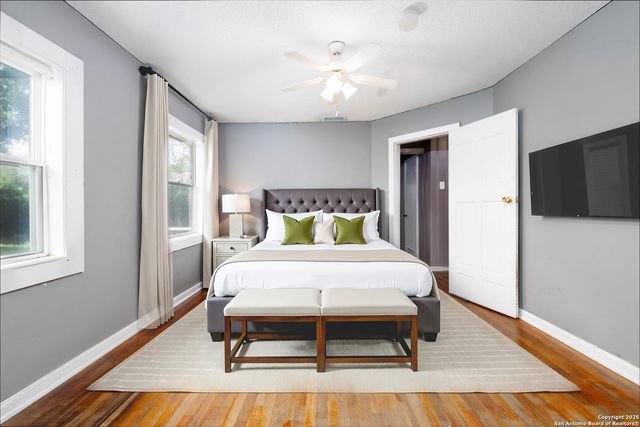 4542 lord, San Antonio, TX 78220