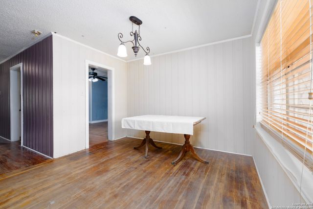 4542 lord, San Antonio, TX 78220