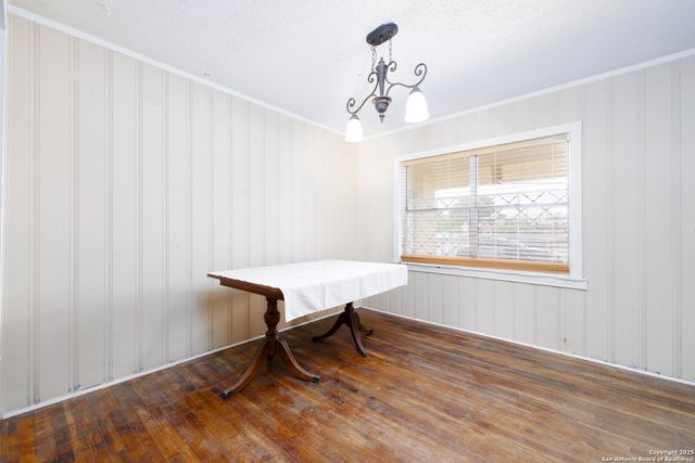 4542 lord, San Antonio, TX 78220