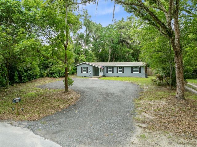 580 LAKEVIEW AVENUE, Orange City, FL 32763