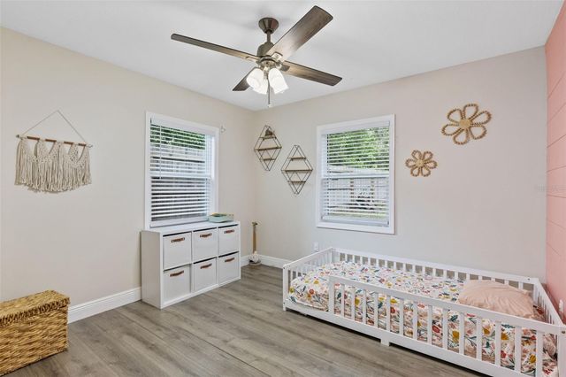 580 LAKEVIEW AVENUE, Orange City, FL 32763