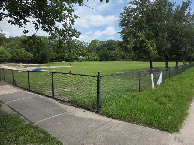 580 LAKEVIEW AVENUE, Orange City, FL 32763