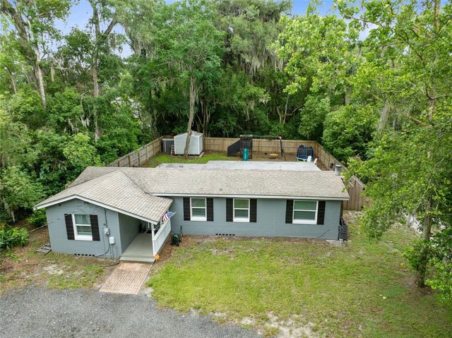 580 LAKEVIEW AVENUE, Orange City, FL 32763