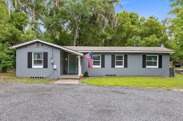 580 LAKEVIEW AVENUE, Orange City, FL 32763
