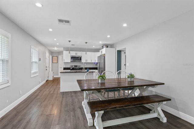 580 LAKEVIEW AVENUE, Orange City, FL 32763