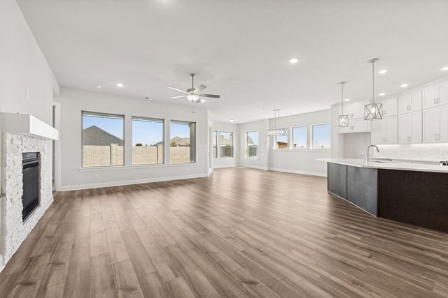748 Shinnery Oak Way, Waxahachie, TX 75165