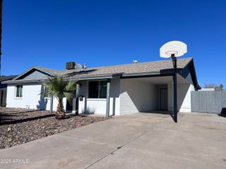 7416 W ROMA Avenue, Phoenix, AZ 85033