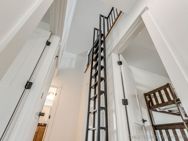 45 Ramble Along Road, Carlton Landing, OK 74432