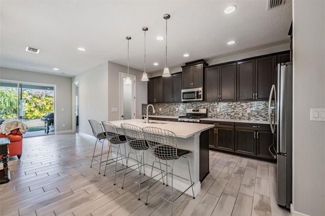 7404 FUTURA PLACE, Apollo Beach, FL 33572