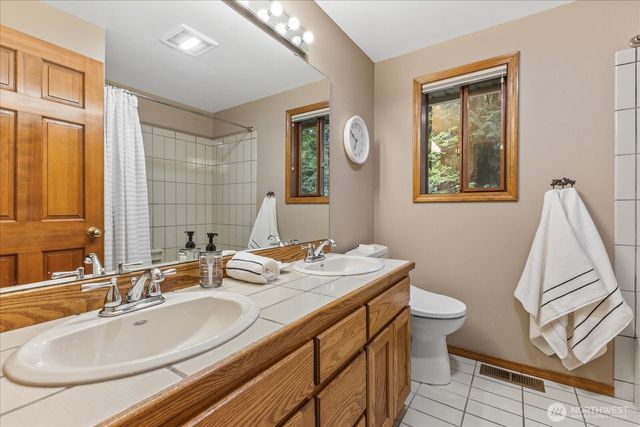 20026 190th Avenue NE, Woodinville, WA 98077