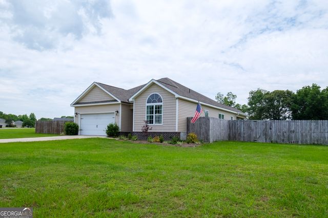 177 Sandalwood Circle, Statesboro, GA 30458