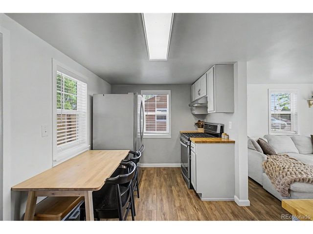 44 N 10th Ave, Brighton, CO 80601