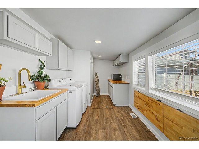 44 N 10th Ave, Brighton, CO 80601