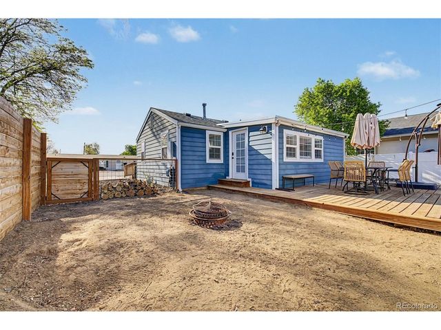 44 N 10th Ave, Brighton, CO 80601