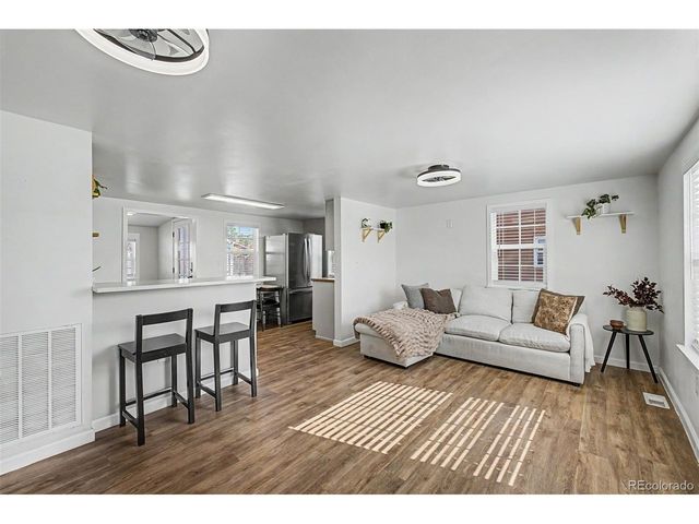 44 N 10th Ave, Brighton, CO 80601