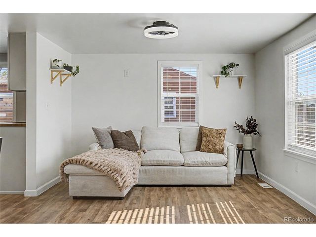 44 N 10th Ave, Brighton, CO 80601