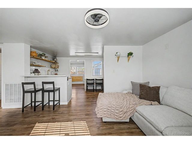 44 N 10th Ave, Brighton, CO 80601