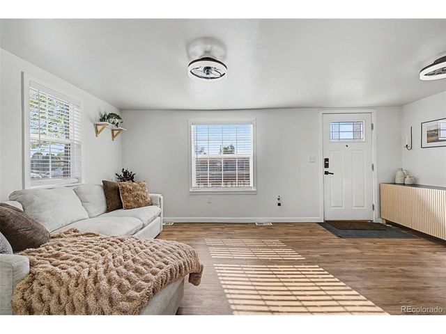 44 N 10th Ave, Brighton, CO 80601