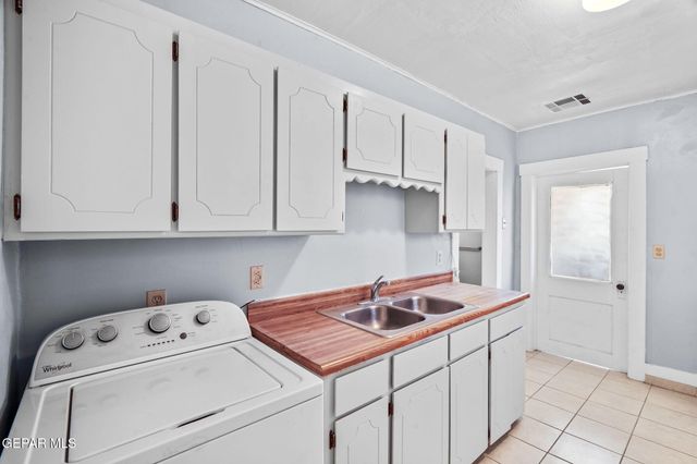 3504 PORTER Avenue, El Paso, TX 79930