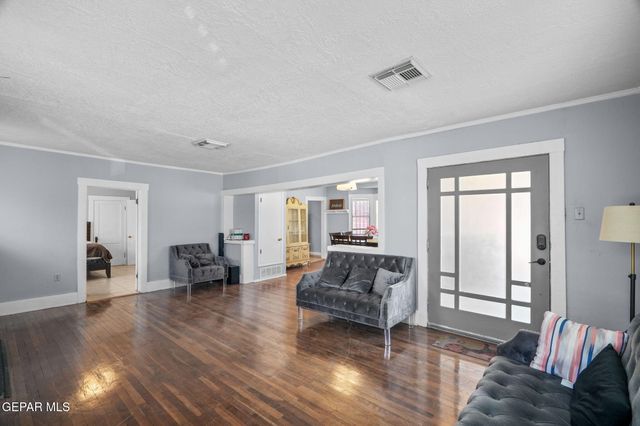 3504 PORTER Avenue, El Paso, TX 79930