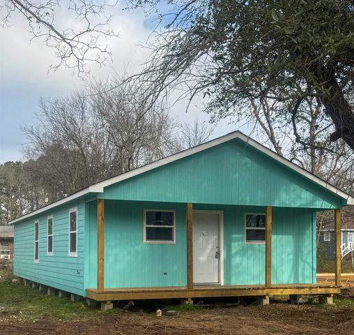 414 GODFREY ST, Gladewater, TX 75647