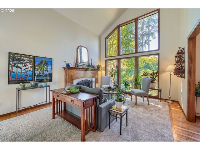 13865 Sw SECRETARIET Ln, Beaverton, OR 97008