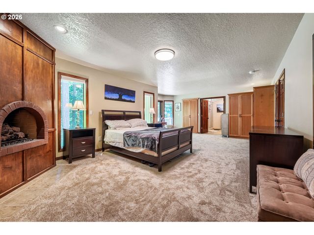 13865 Sw SECRETARIET Ln, Beaverton, OR 97008