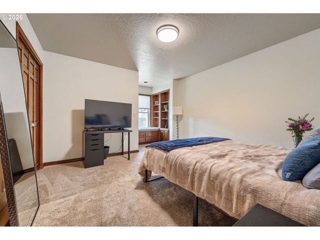 13865 Sw SECRETARIET Ln, Beaverton, OR 97008