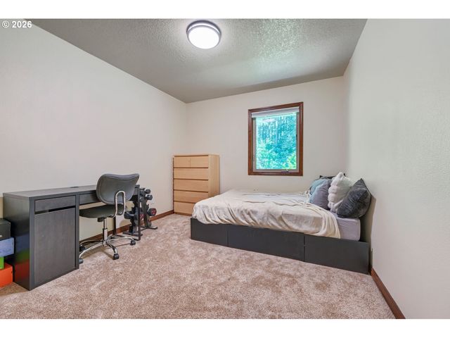 13865 Sw SECRETARIET Ln, Beaverton, OR 97008