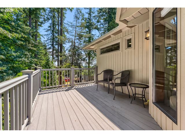 13865 Sw SECRETARIET Ln, Beaverton, OR 97008