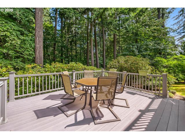 13865 Sw SECRETARIET Ln, Beaverton, OR 97008