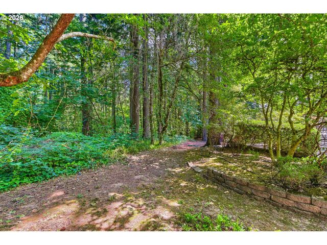 13865 Sw SECRETARIET Ln, Beaverton, OR 97008