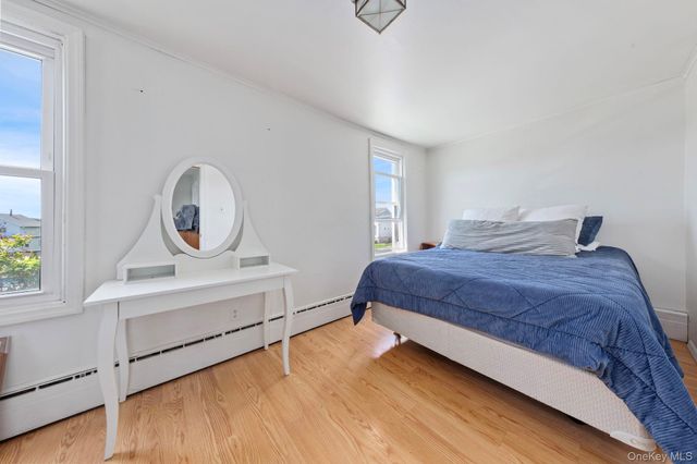 102 Clubhouse Road, Bellmore, NY 11710