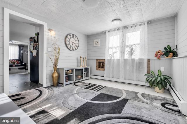 80 LOCUST AVE, Hamilton, NJ 08620