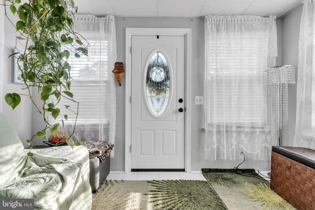 80 LOCUST AVE, Hamilton, NJ 08620