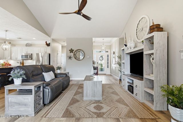 542 Wampee Street NW, Calabash, NC 28467
