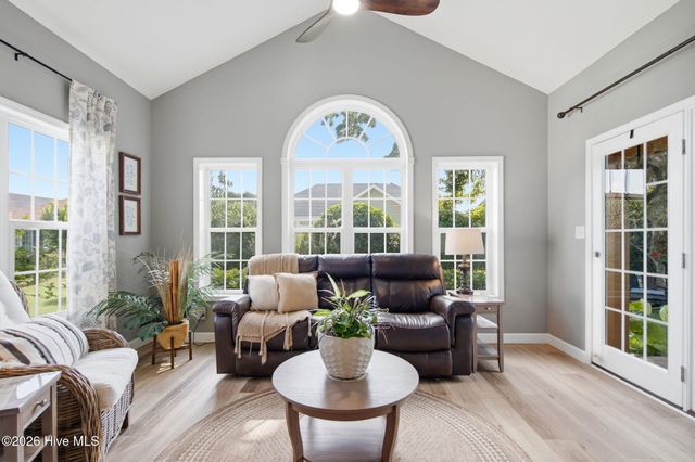 542 Wampee Street NW, Calabash, NC 28467
