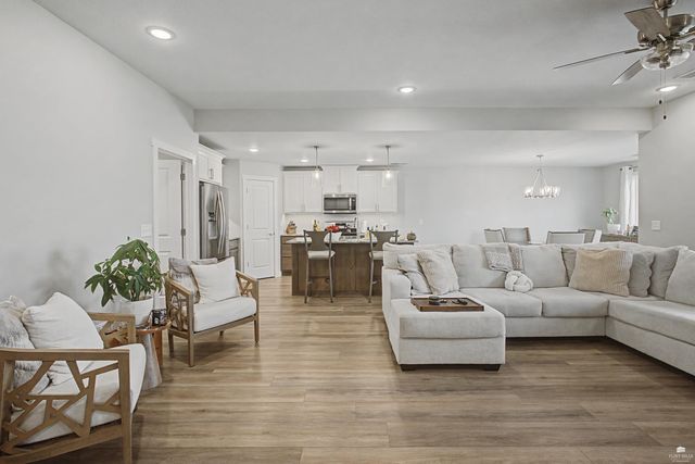 4689 Irvine Drive, Manhattan, KS 66502