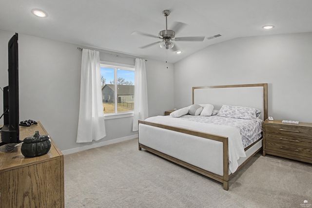 4689 Irvine Drive, Manhattan, KS 66502