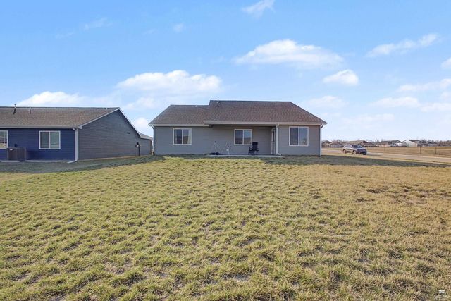 4689 Irvine Drive, Manhattan, KS 66502