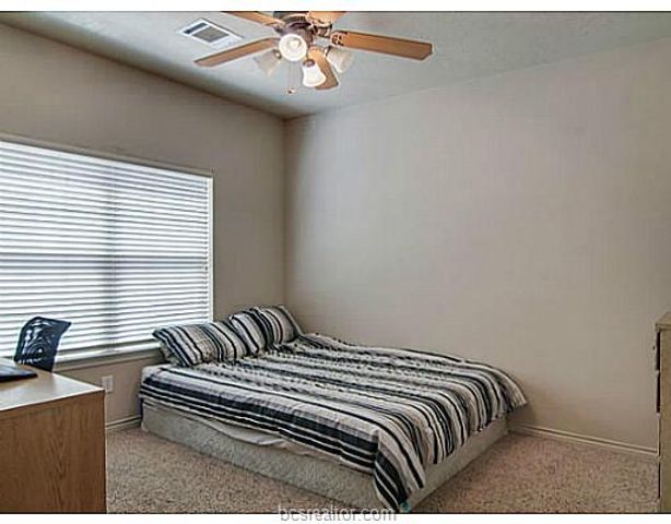 151 Forest Drive, College Station, TX 77840