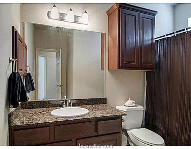 151 Forest Drive, College Station, TX 77840