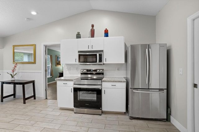 7830 94th Avenue, Vero Beach, FL 32967