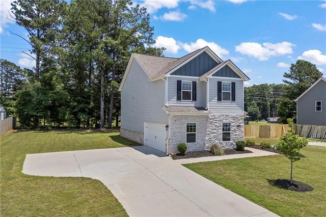 558 Meadows Farm Drive, Monroe, GA 30655
