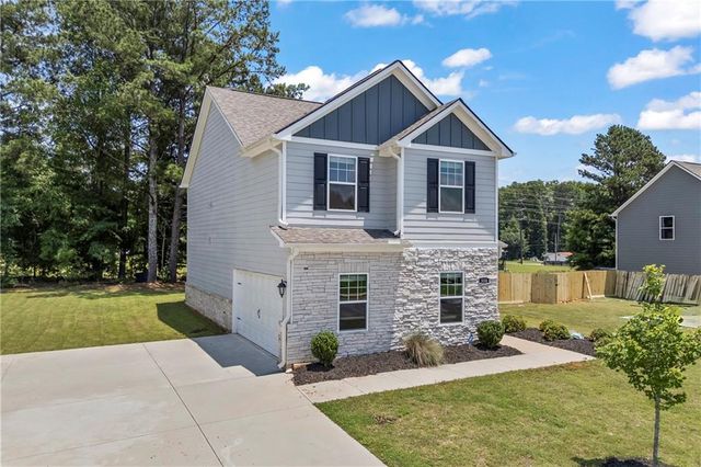 558 Meadows Farm Drive, Monroe, GA 30655