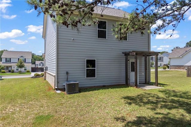 558 Meadows Farm Drive, Monroe, GA 30655