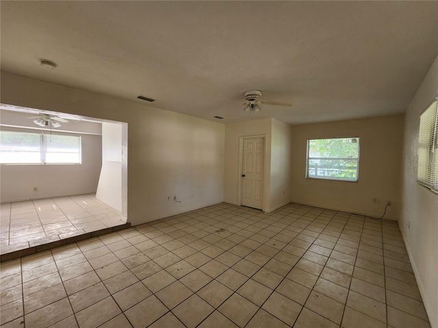 2831 NE 17 DRIVE, Gainesville, FL 32609
