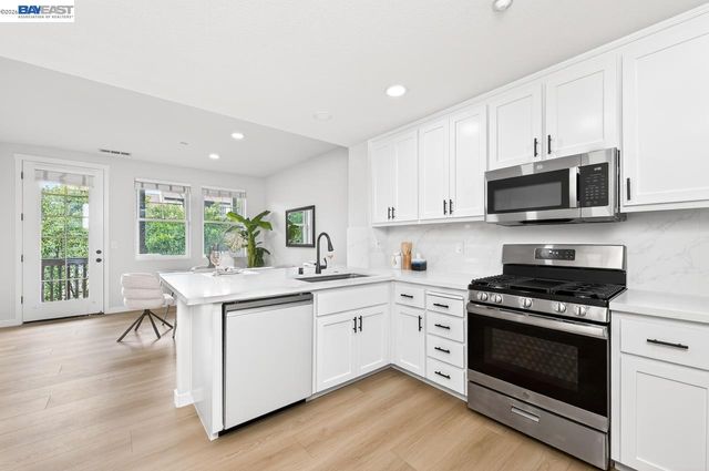 161 N L St 103, Livermore, CA 94550