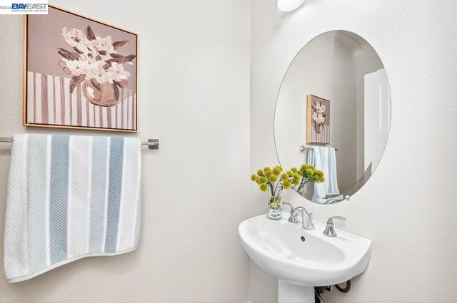 161 N L St 103, Livermore, CA 94550